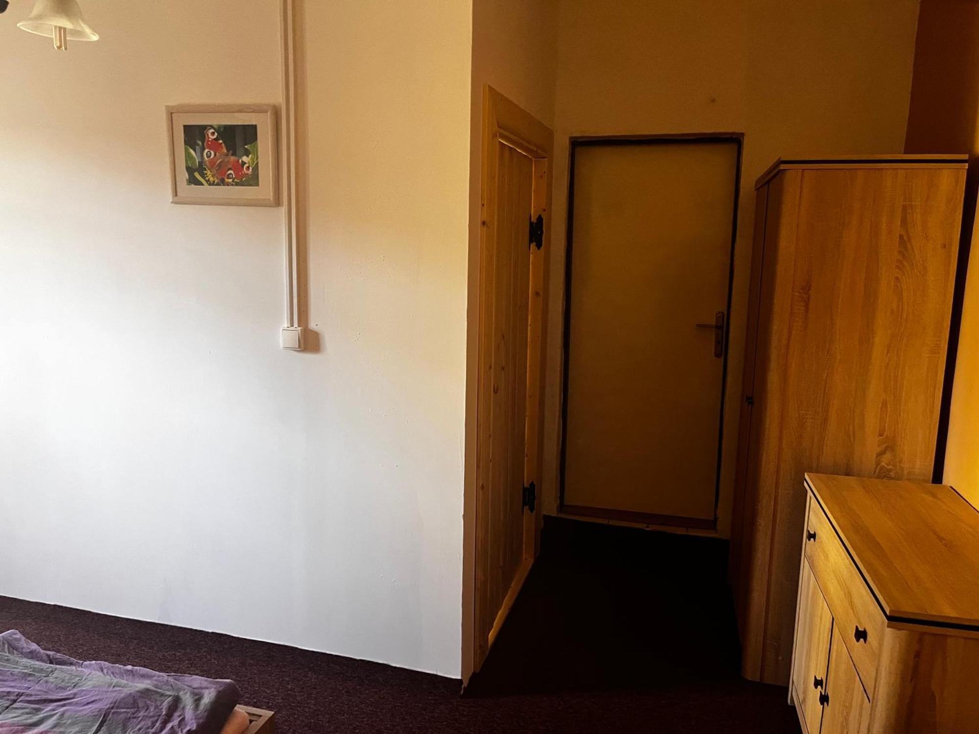 Restaurace A Penzion Vlci Jama Horní Blatná Exteriér fotografie